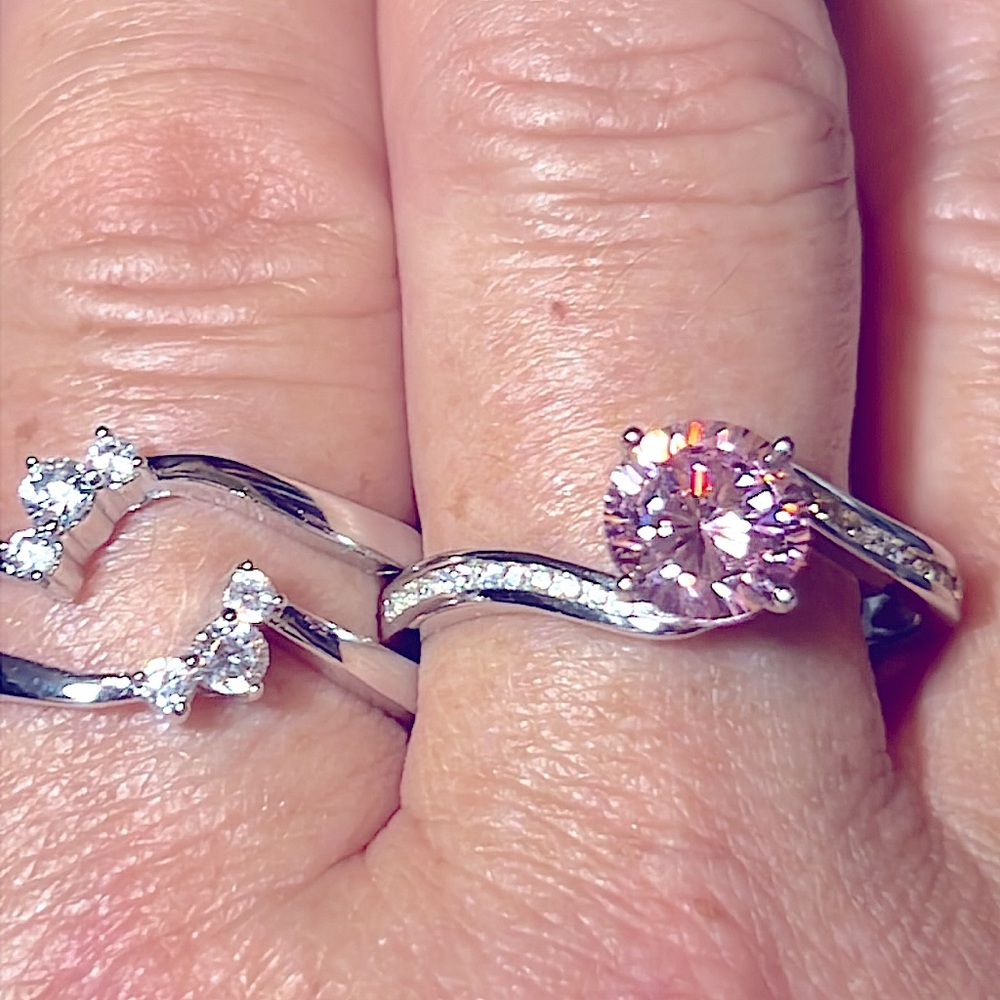 Bella Luce Dillenium Cut Pink Diamond Simulant